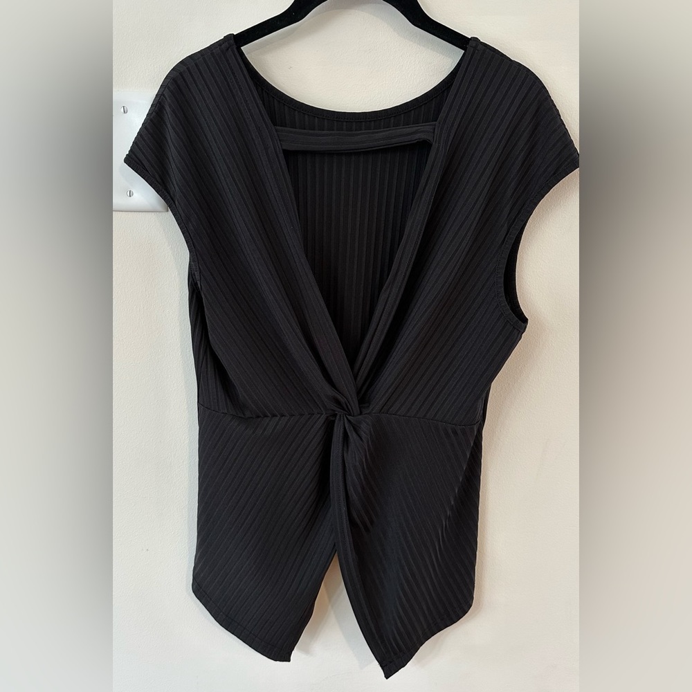 SHEIN Women’s Black Twist Back Sleeveless Top Size Large